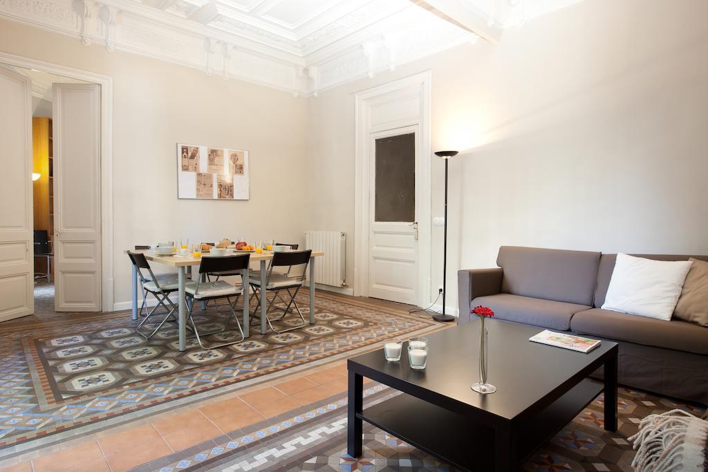 Modernist Apartment Barcelona, Barcelona